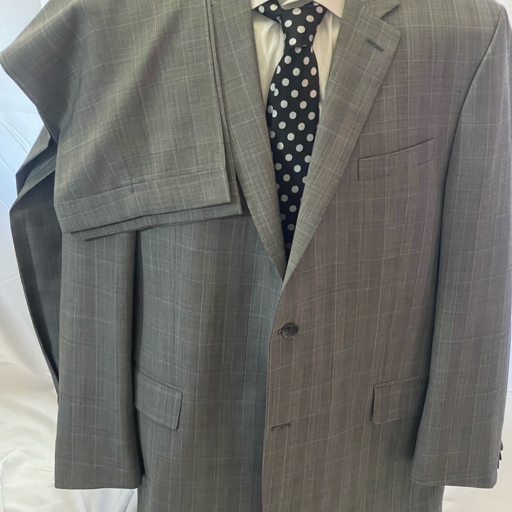 Michael Kors Classic Gray Suit